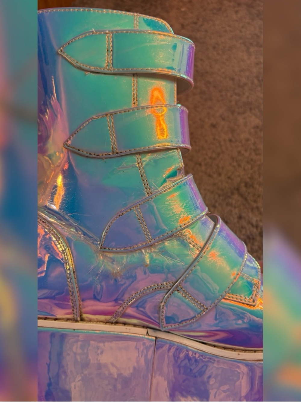 YRU Karma Alien Holographic Platform Boots - Picture 5 of 8
